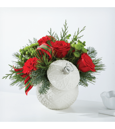 Trim The Tree Bouquet FTD C5. An arrangement by Fine's Flowers.